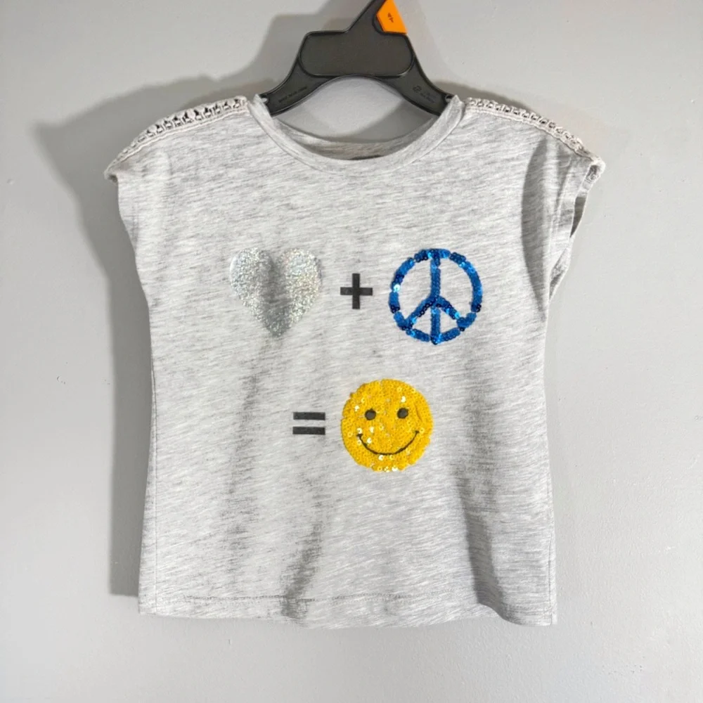 The Children’s Place Lace Shoulder Top Girl’s Size 4 XS Heart Peace Smiley Face